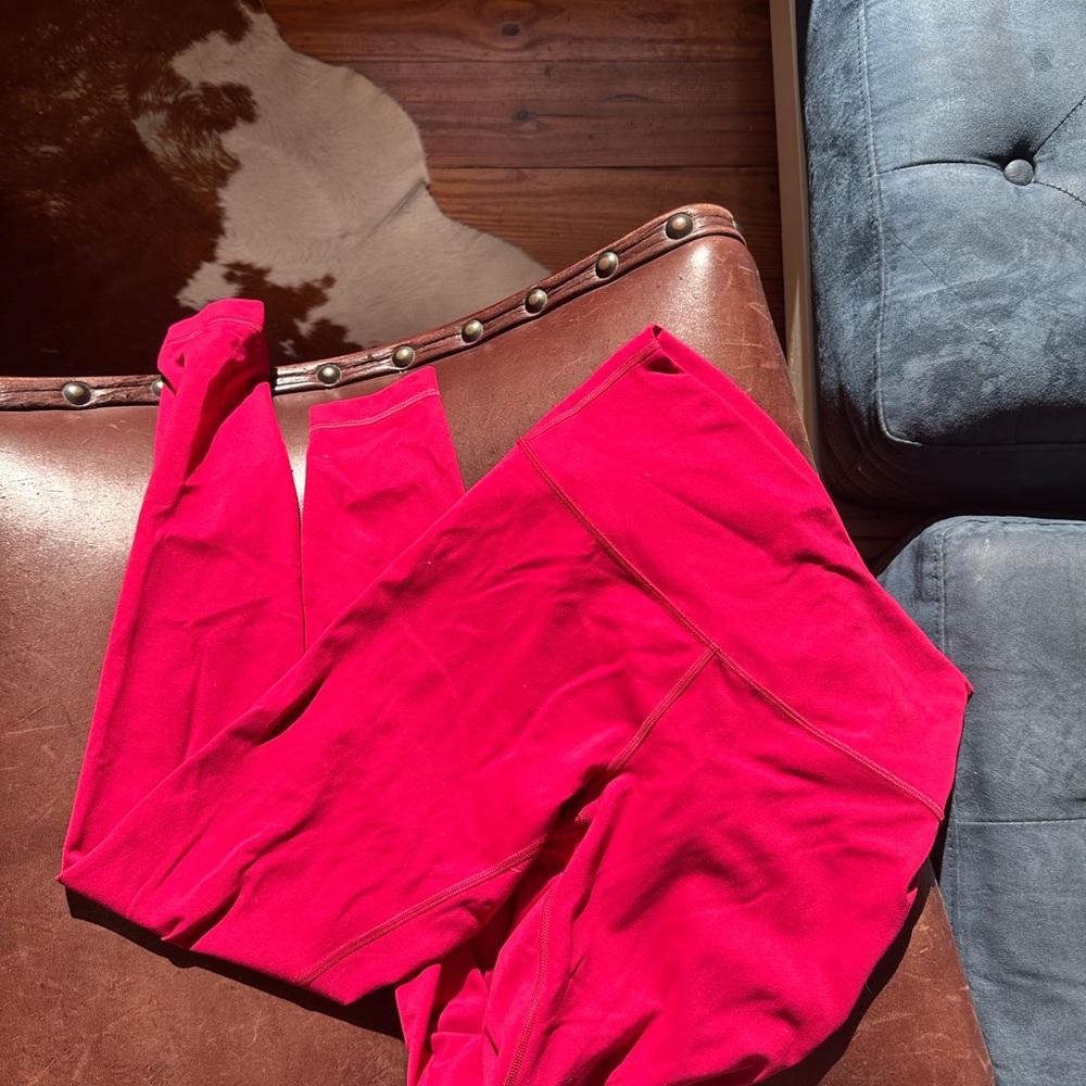 Lululemon pomegranate  Leggings